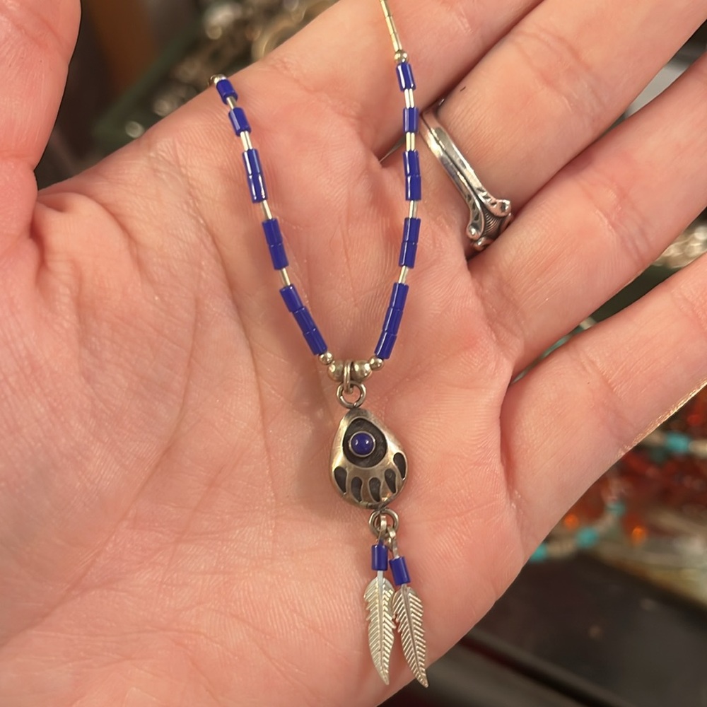 Native Style Bear Claw Necklace - image 2